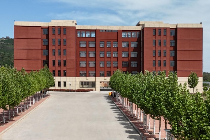 新密校区实验实训楼