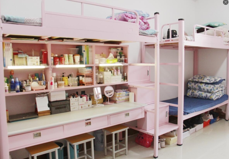 新密校区六人间