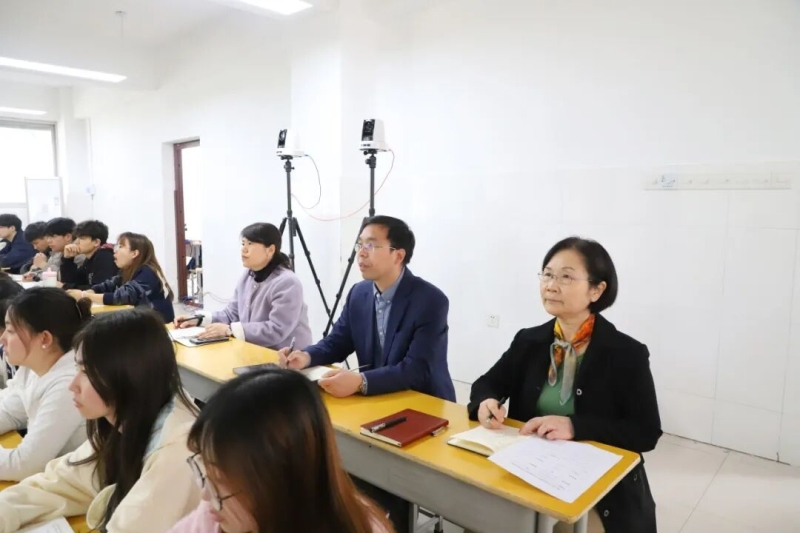 全省高校春季学期思政课“大听课 大调研”第十调研组到我校听课调研