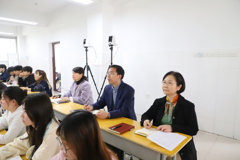 省高校春季学期思政课“大听课 大调研”第十调研组到我校听课调研