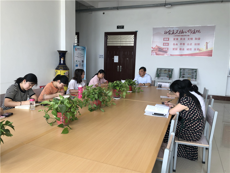 【图书馆】加强沟通 增进了解 助力教研 图书馆召开师生代表座谈会