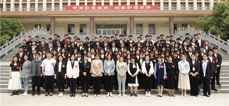 学院第三次学生代表大会胜利召开