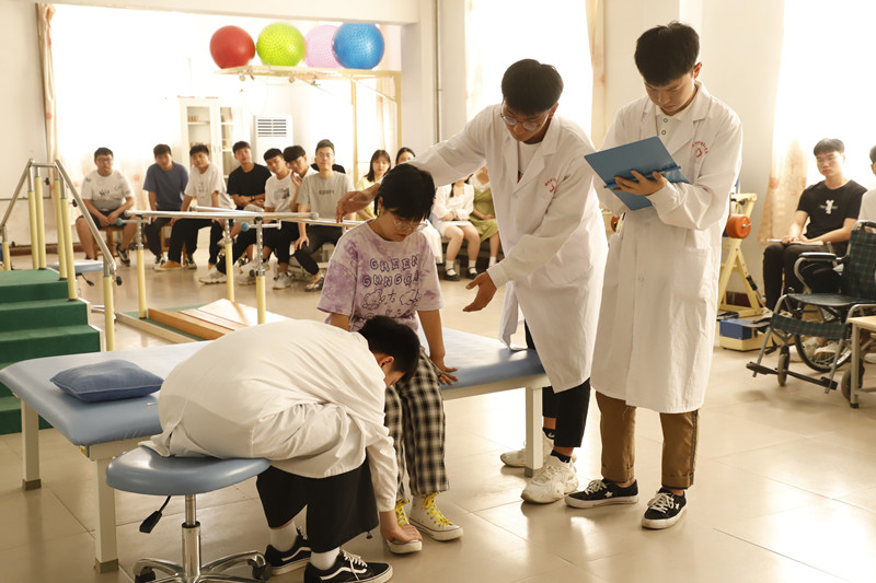 【康复治疗系】以赛促教  以赛促学  康复治疗系举办康复技能竞赛决赛