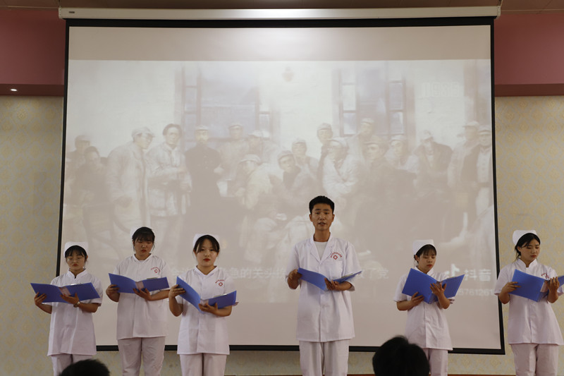 【图书馆】重温革命之路诵读大赛落幕