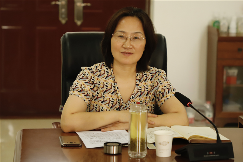 【学院动态】学院召开老党员老干部座谈会