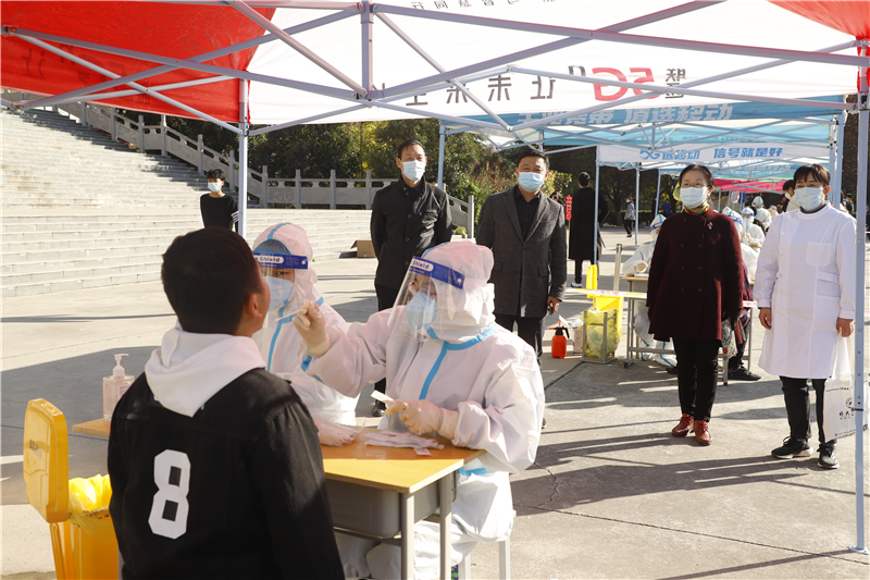 我校顺利开展第二轮全员核酸检测工作