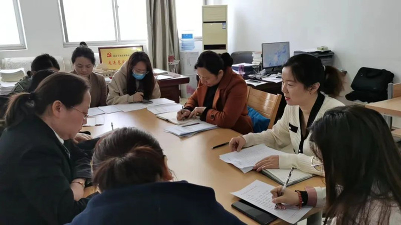 【学院动态】思政直属党支部召开学习贯彻习近平新时代中国特色社会主义思想主题教育动员会