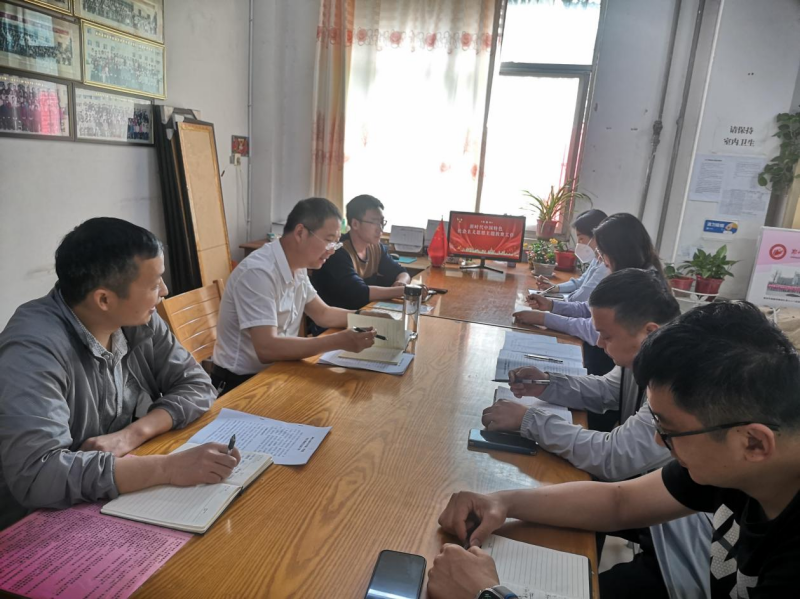 【学院动态】学院党建指导员、党委副书记苏峰深入招生就业党支部开展主题教育专题调研