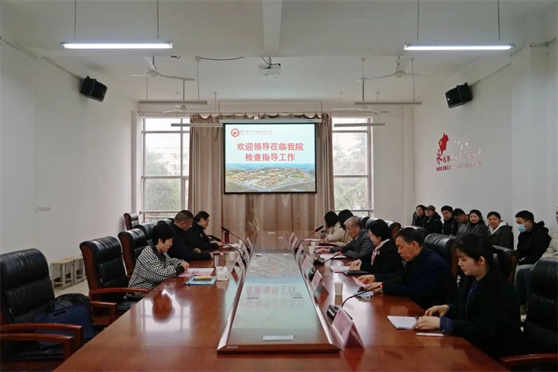 河南省高等职业院校体育工作专家组到我院开展现场评估指导
