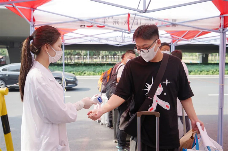 学院2022年专升本学生顺利返校