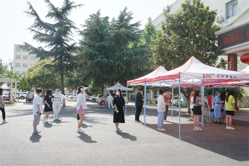 我院举行专升本考试考前疫情防控应急模拟演练