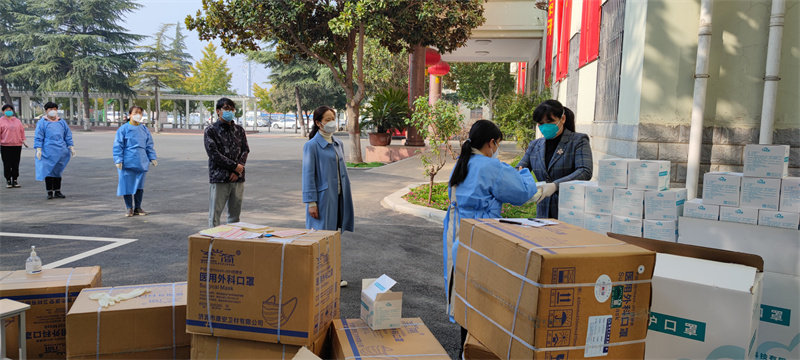 【工会】我院工会委员会为高新校区全体师生发放防疫物资
